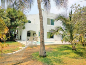 Hermosa Casa Frente Al Mar